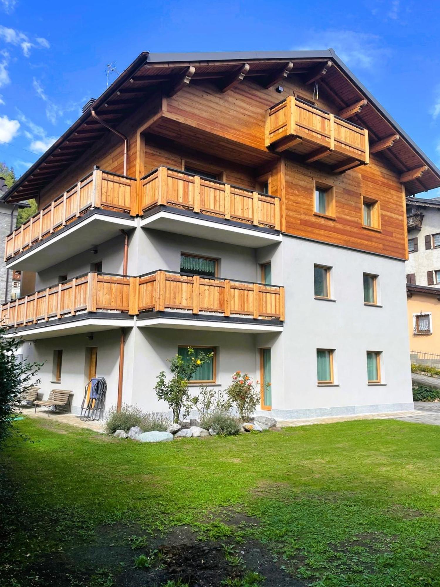 La Casa Di Armando Aparthotel Μπόρμιο Εξωτερικό φωτογραφία