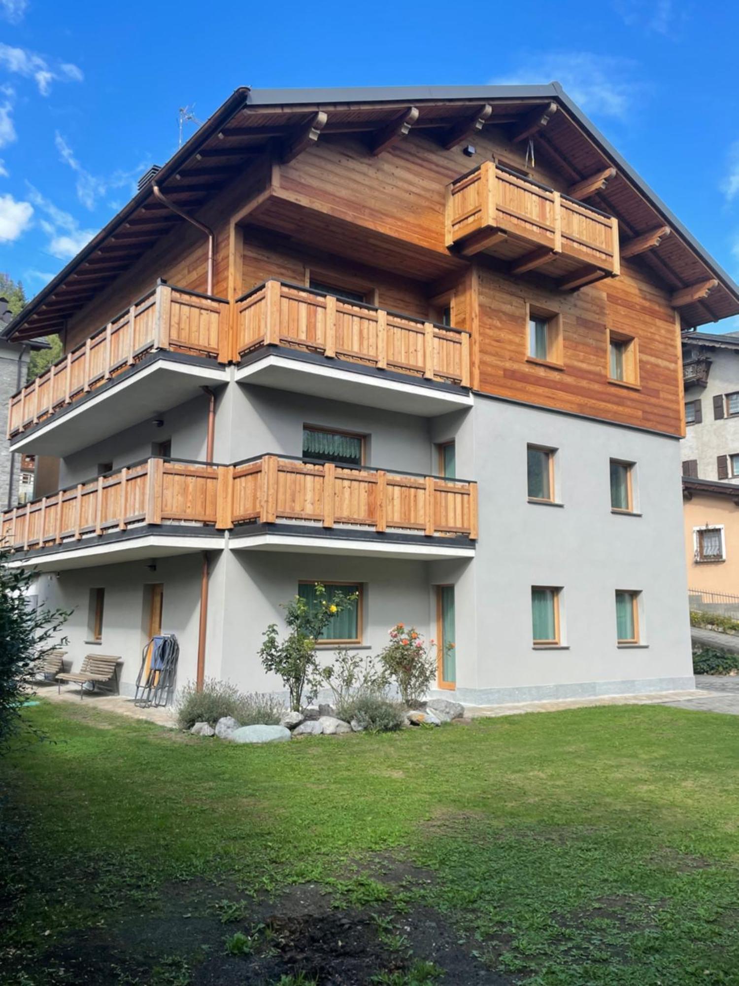 La Casa Di Armando Aparthotel Μπόρμιο Εξωτερικό φωτογραφία